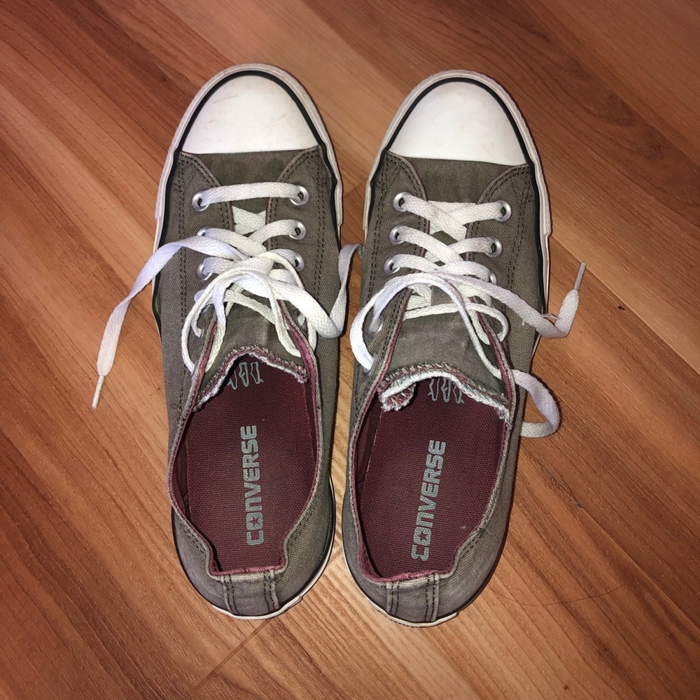 Grey Low Top Converse